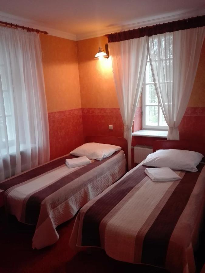 Roskosz Zespol Dworsko Parkowy Bed & Breakfast Biała Podlaska Exterior foto